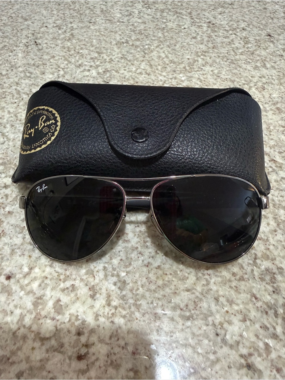 Ray-Ban Black Aviator Sunglasses
